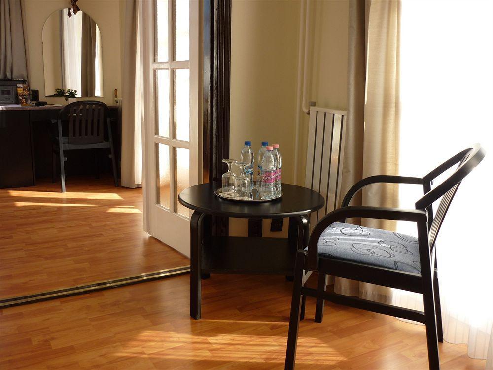 בודפשט Budai Hotel מראה חיצוני תמונה