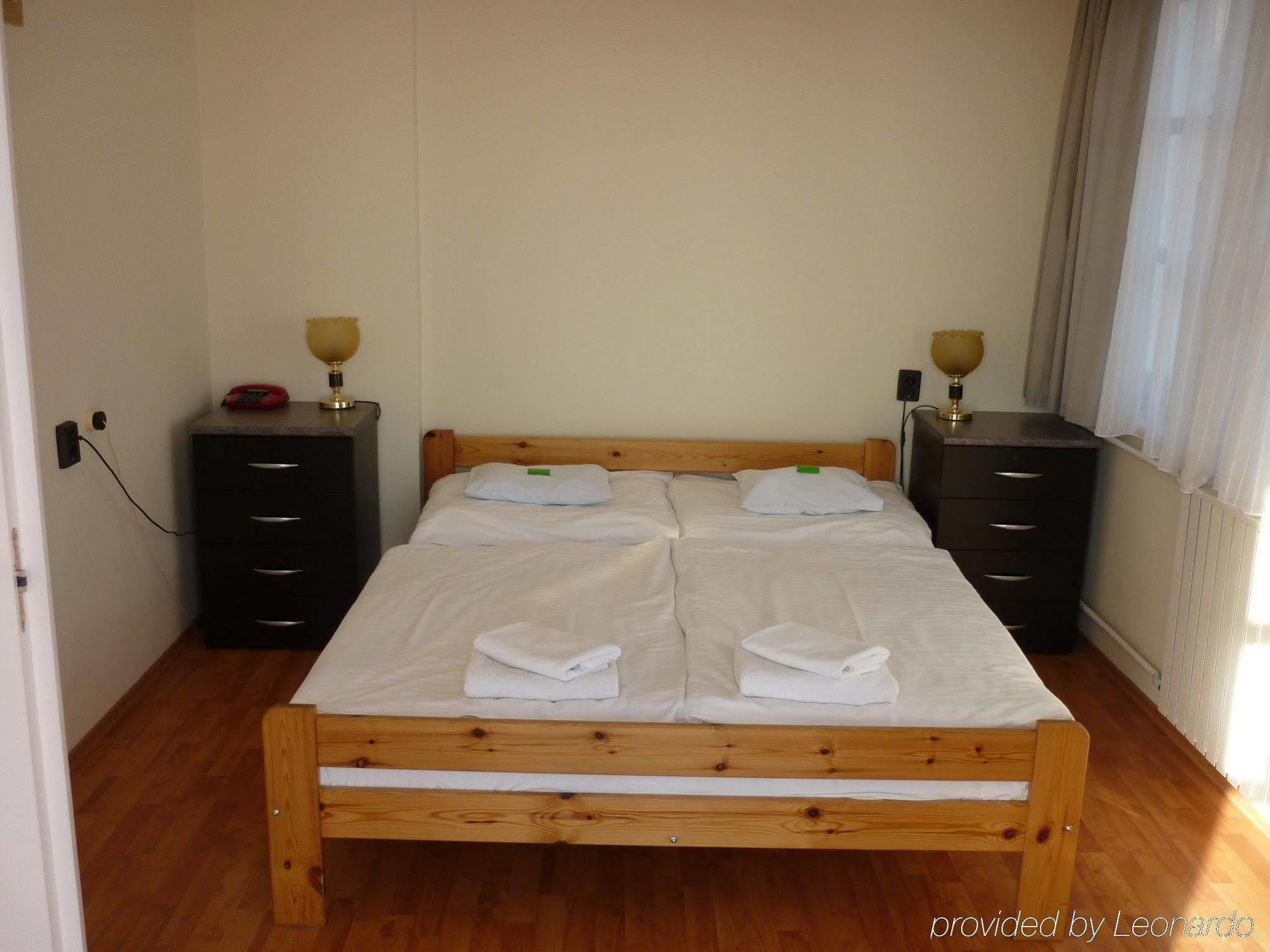 בודפשט Budai Hotel מראה חיצוני תמונה