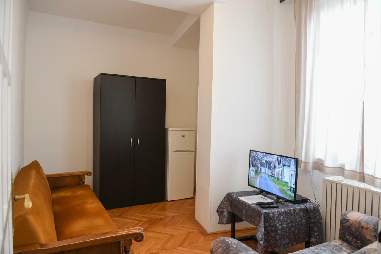 בודפשט Budai Hotel מראה חיצוני תמונה