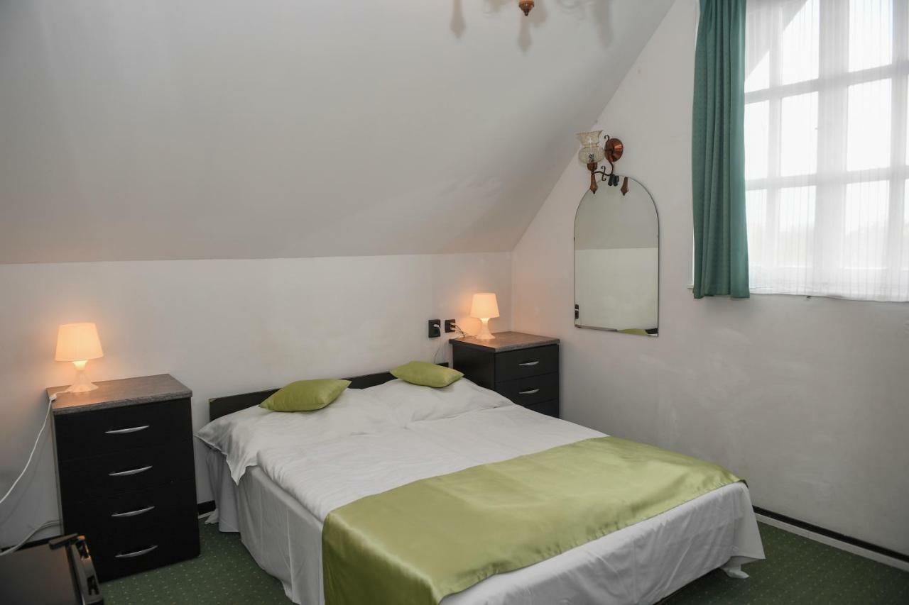 בודפשט Budai Hotel מראה חיצוני תמונה